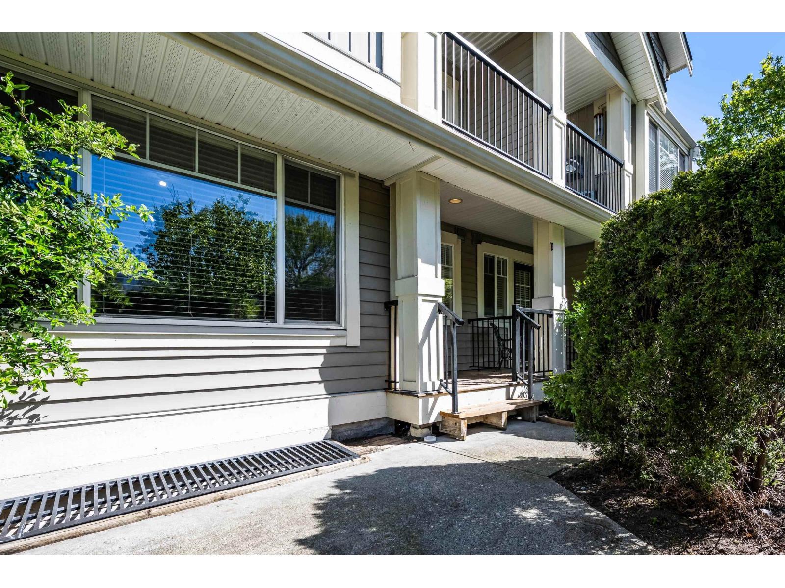 5 45550 SHAWNIGAN CRESCENT, Garrison Crossing, Chilliwack
