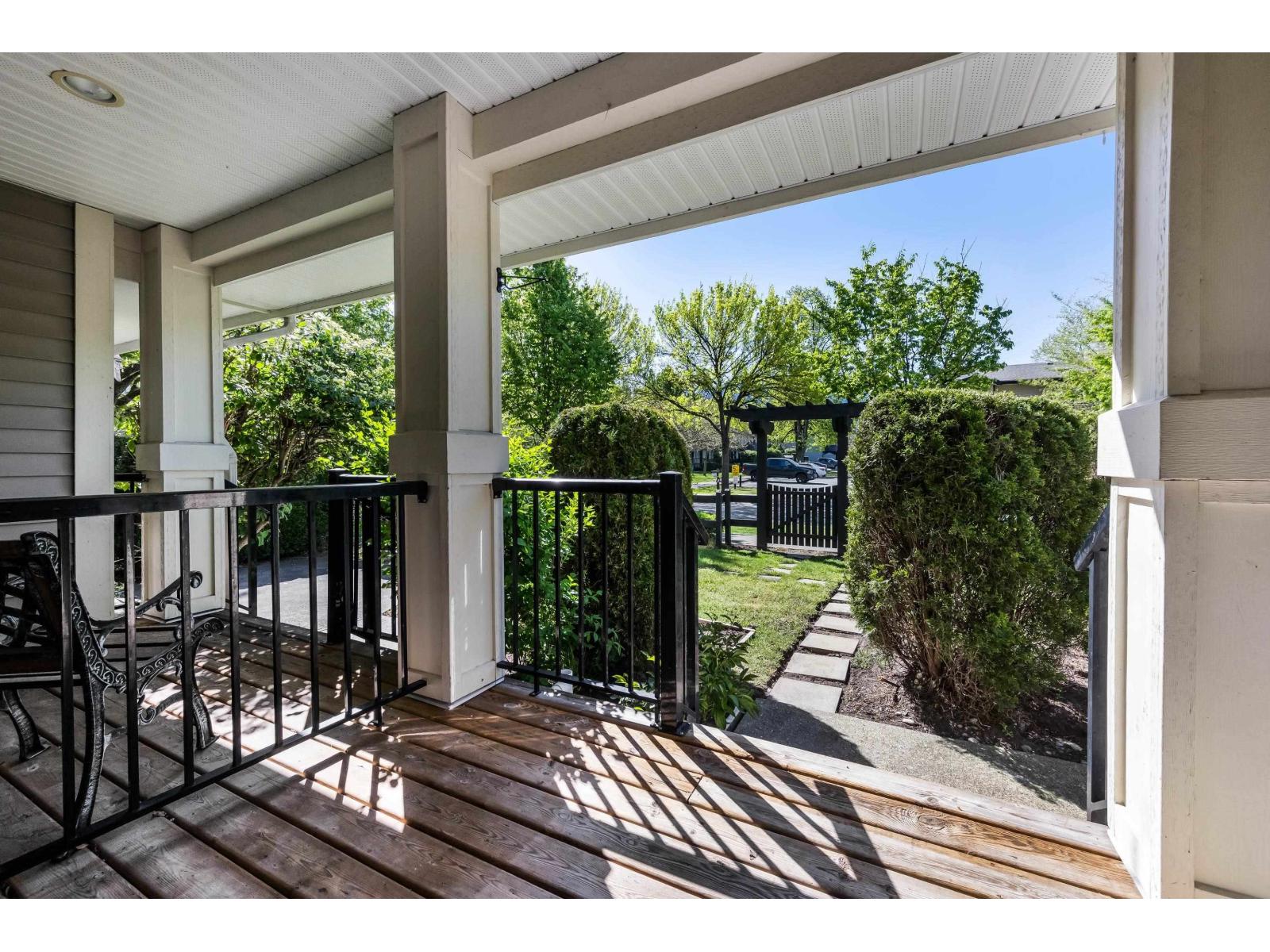 5 45550 SHAWNIGAN CRESCENT, Garrison Crossing, Chilliwack