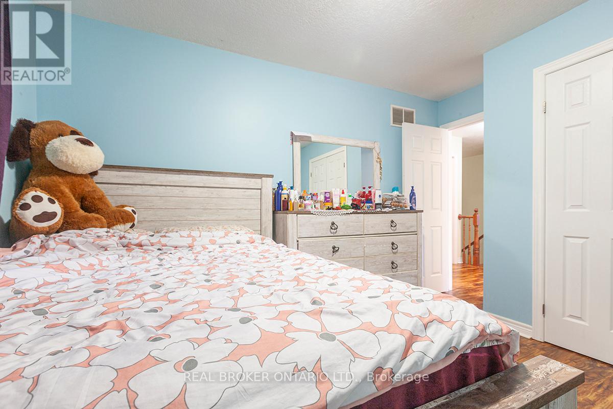 66 SPRINGVALLEY CRESCENT - 23