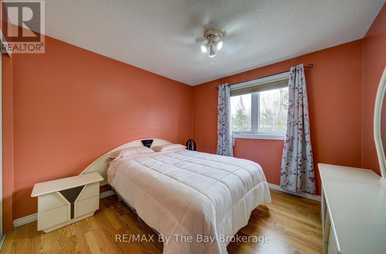 32 BRIDLEWOOD CRESCENT — photo 38