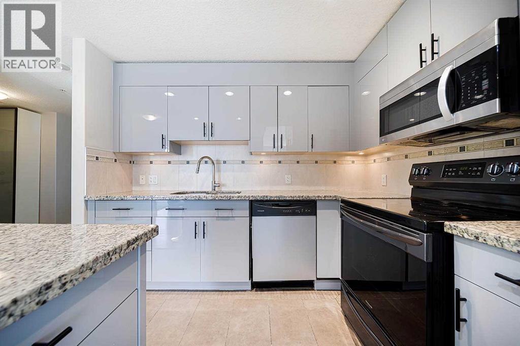 707, 77 Spruce Place SW — photo 16