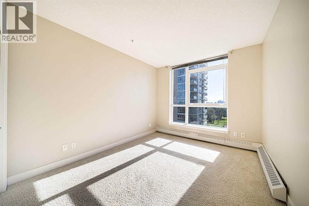 707, 77 Spruce Place SW — photo 17