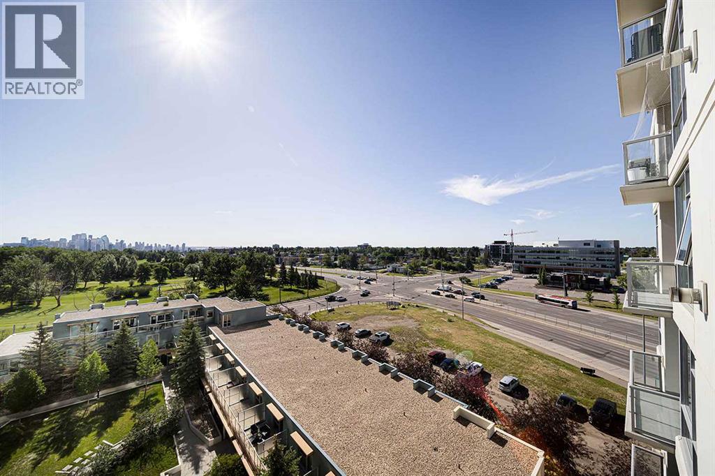 707, 77 Spruce Place SW — photo 25