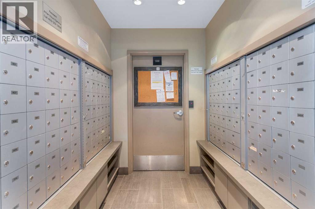 707, 77 Spruce Place SW — photo 4