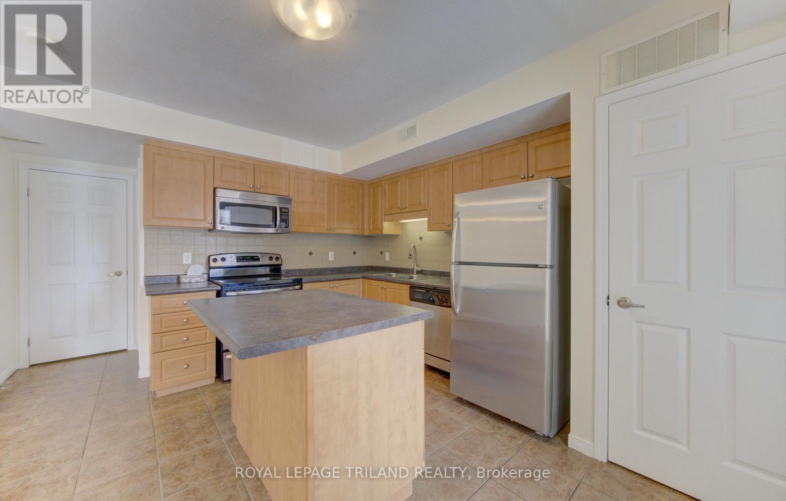 #9H 1460 HIGHLAND ROAD W - 9