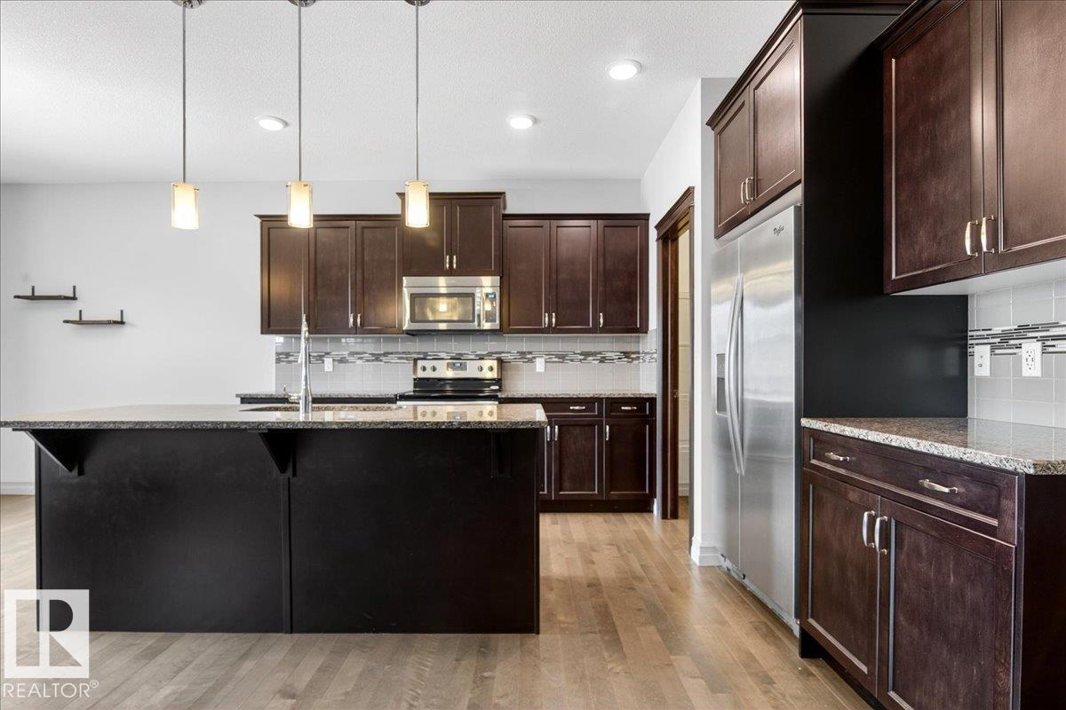 5912 19 AV SW, Edmonton