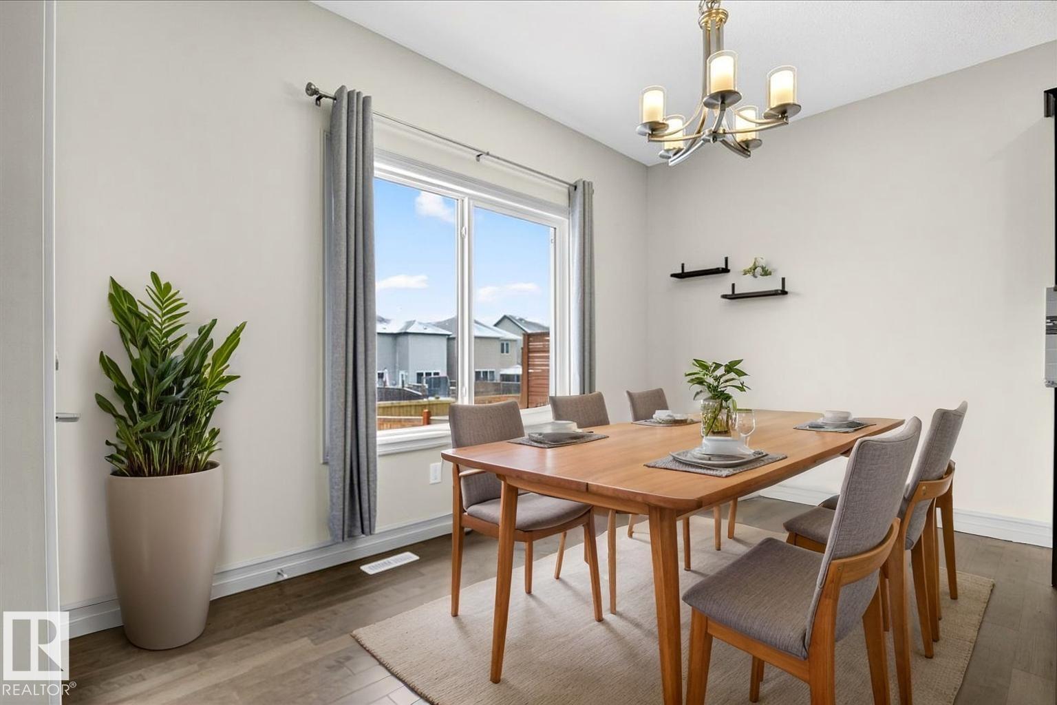 5912 19 AV SW, Edmonton