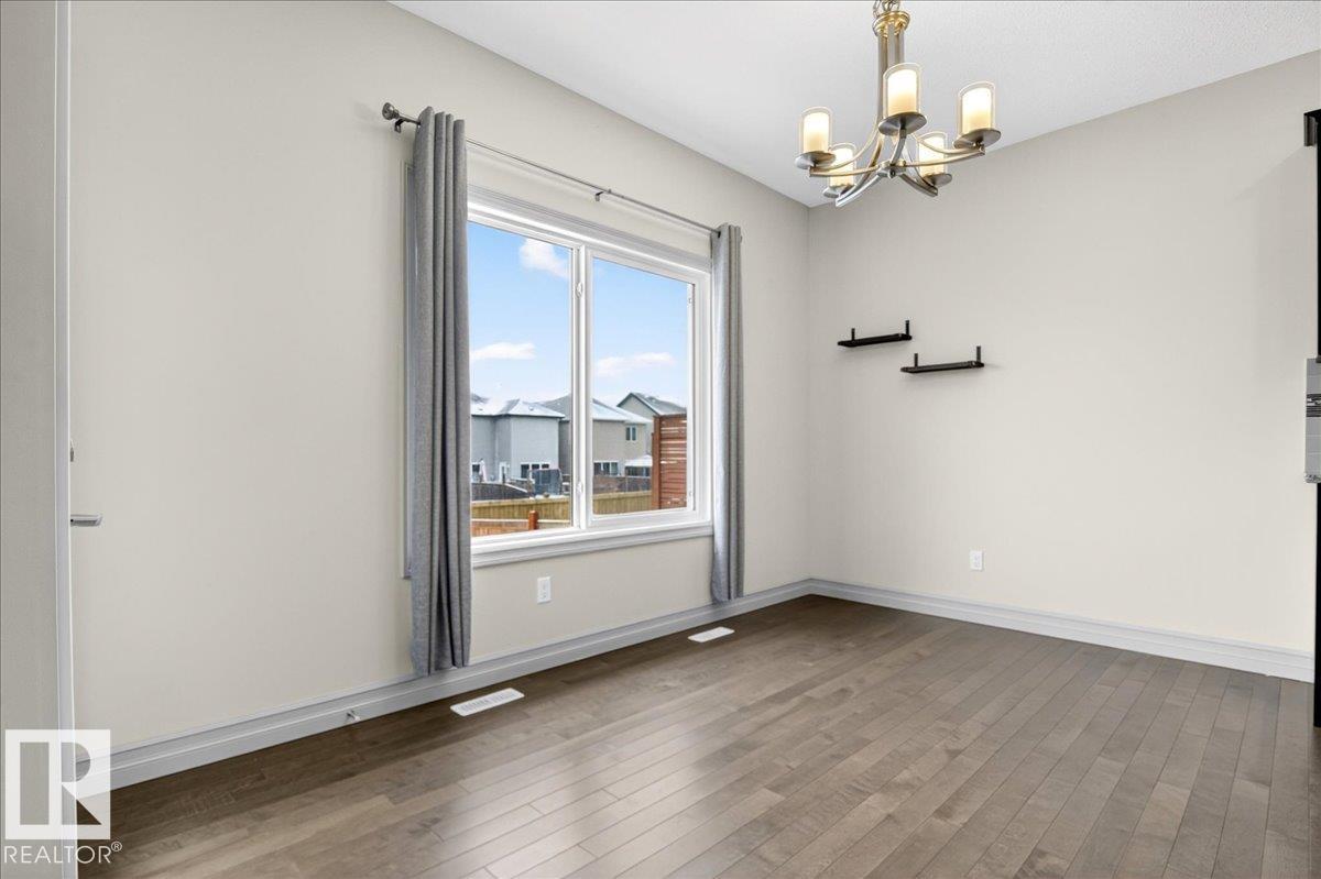 5912 19 AV SW, Edmonton