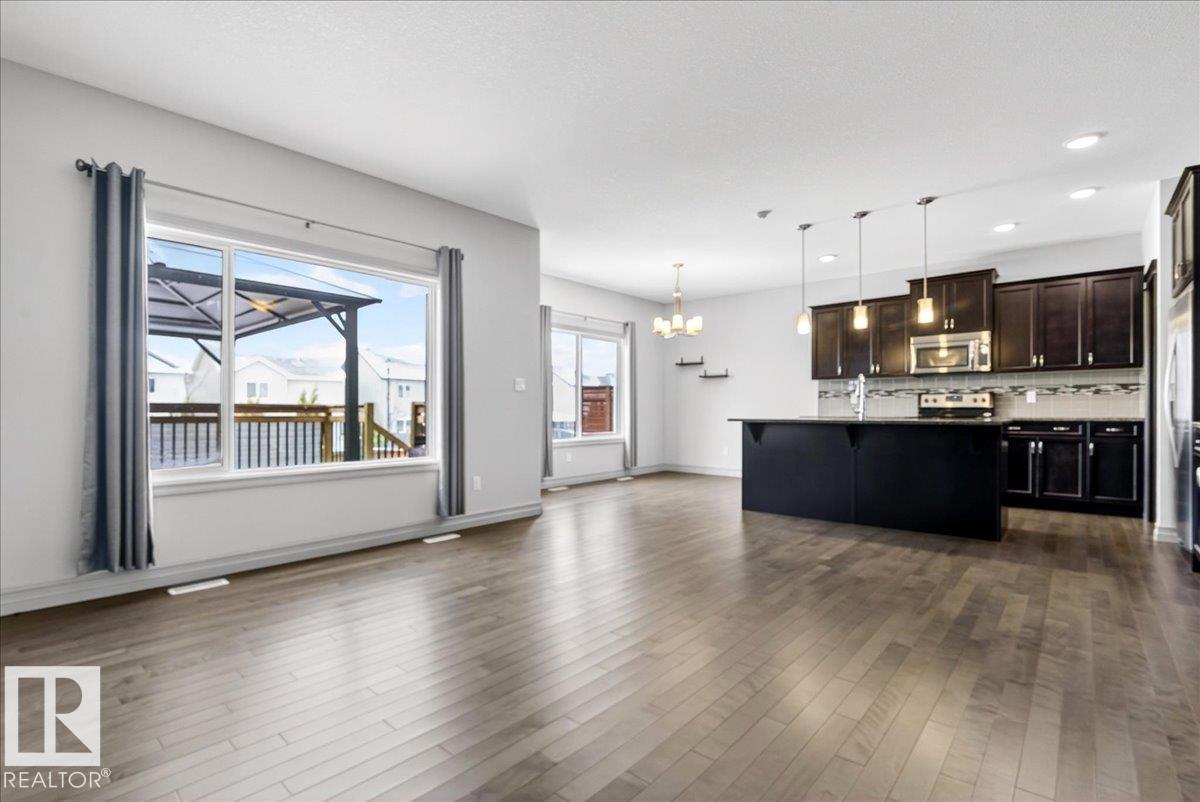 5912 19 AV SW, Edmonton