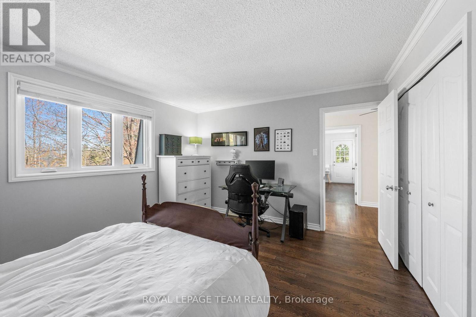 1081 BOUCHER CRESCENT - 30
