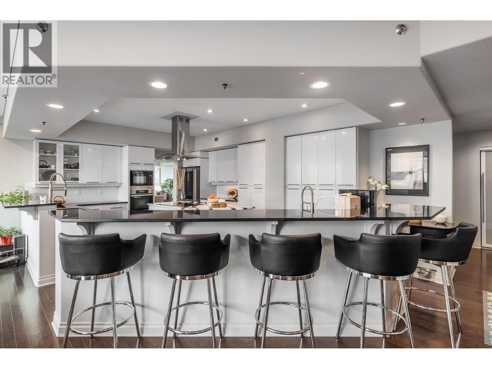 1152 Sunset Drive Unit# 1601, Kelowna