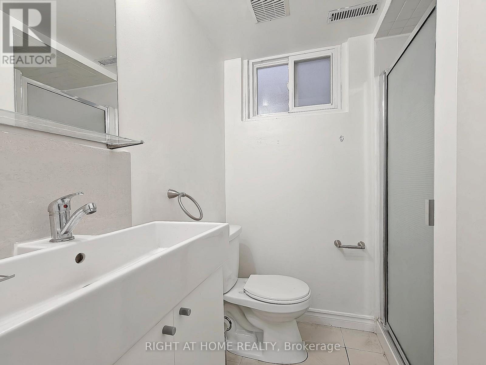 182 MCNICOLL AVENUE - 24