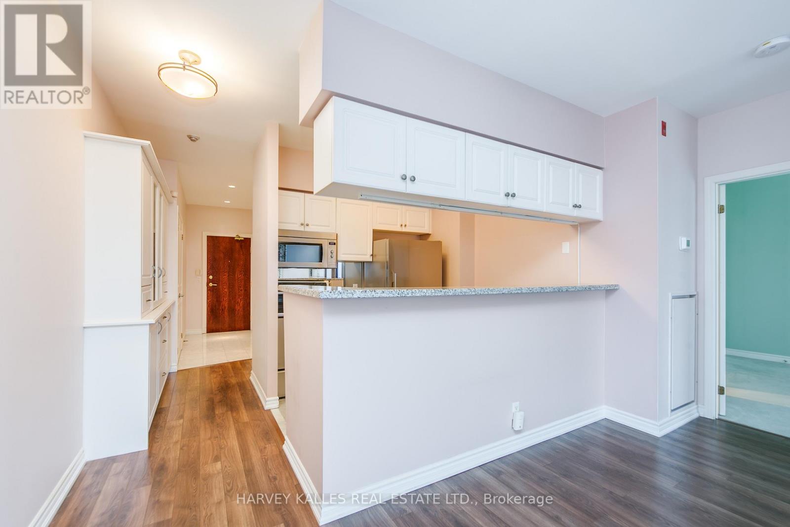 903 - 1 DEER PARK CRESCENT — photo 13
