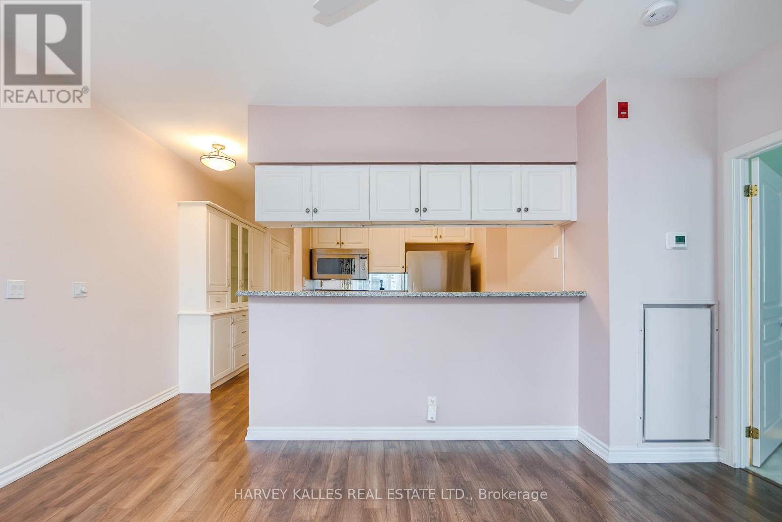 903 - 1 DEER PARK CRESCENT — photo 7