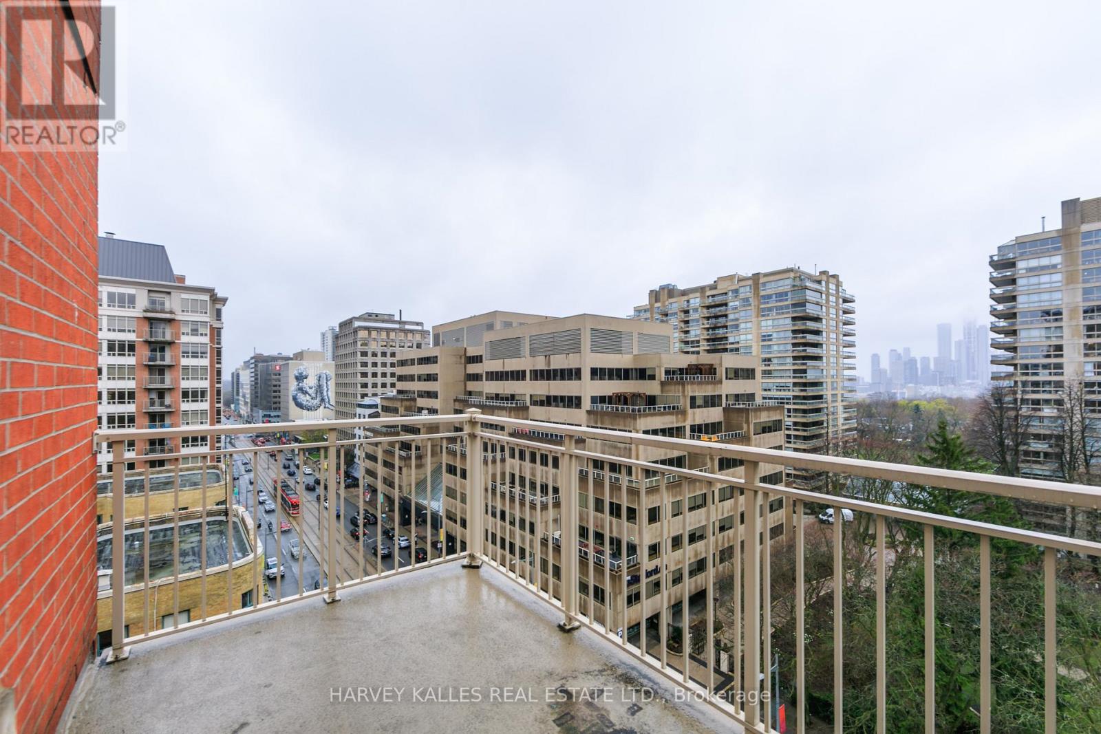 903 - 1 DEER PARK CRESCENT — photo 38