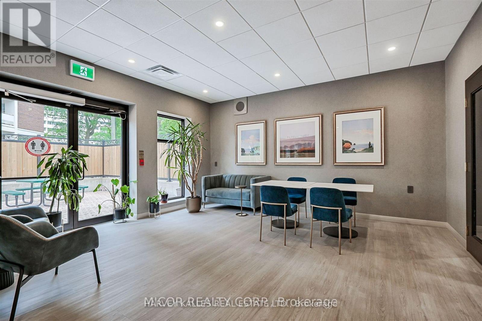 903 - 1 DEER PARK CRESCENT — photo 46