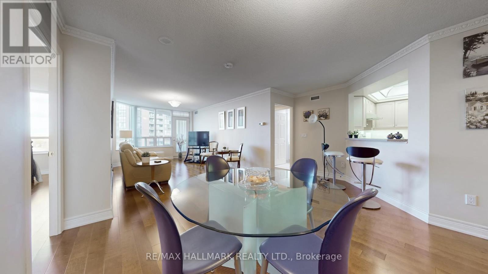 #1610 89 SKYMARK DRIVE - 14