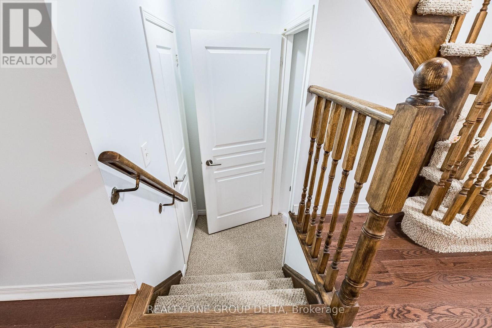 5897 CHURCHILL MEADOWS BOULEVARD - 32