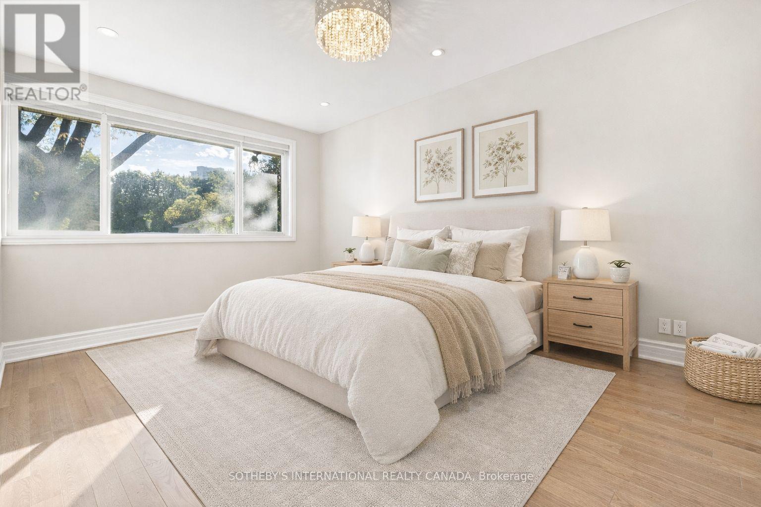 108 LYNEDOCK CRESCENT - 17