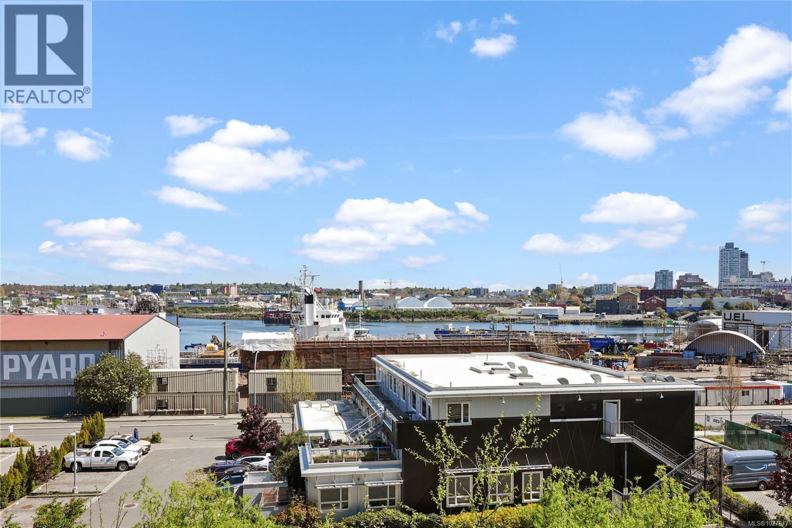 201 369 Tyee Road, Victoria