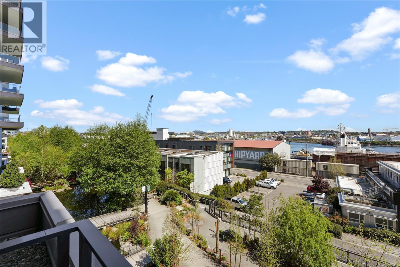 201 369 Tyee Road, Victoria