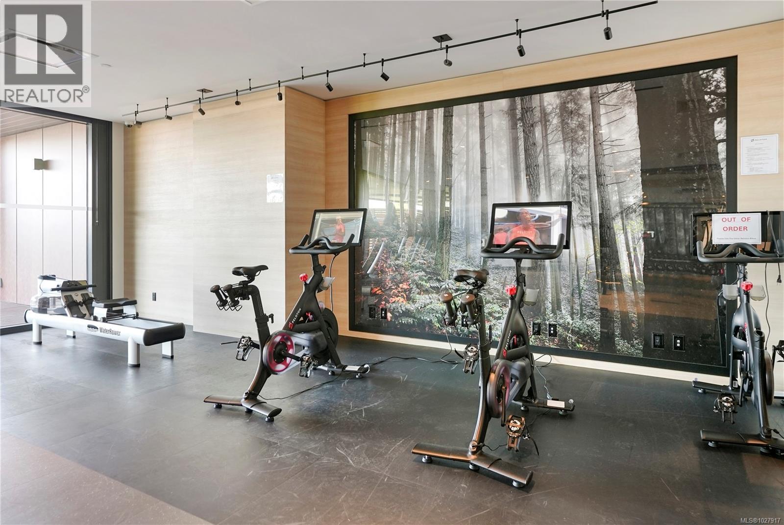 201 369 Tyee Road, Victoria