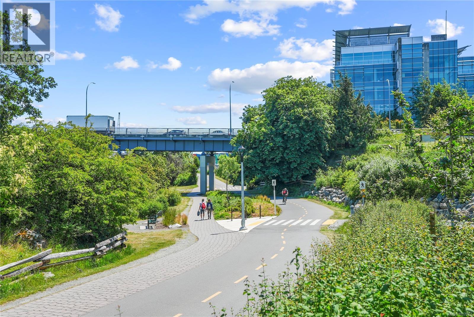 201 369 Tyee Road, Victoria