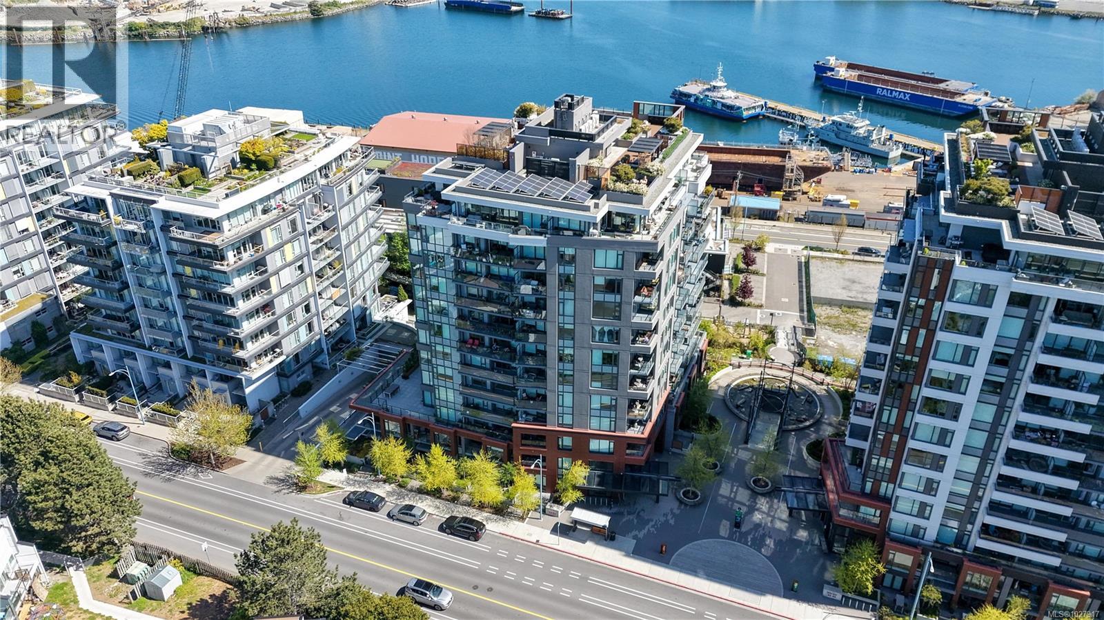 201 369 Tyee Road, Victoria