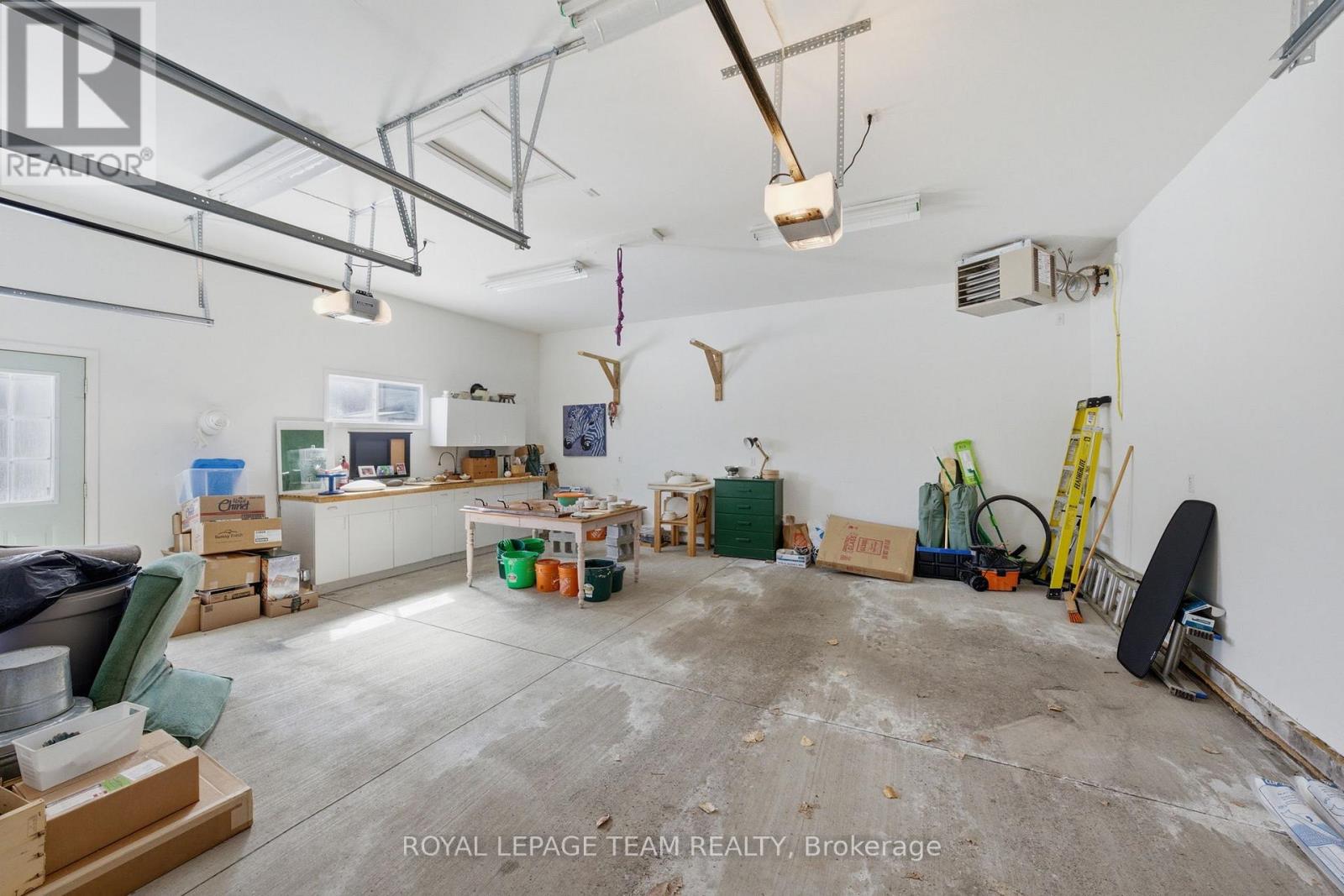 238 PARK AVENUE - 35