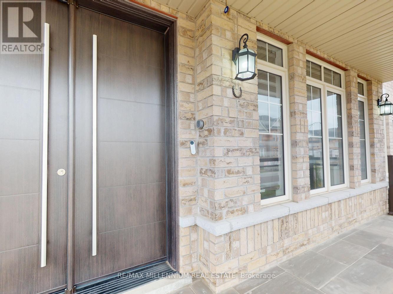 51 KINCARDINE STREET - 3