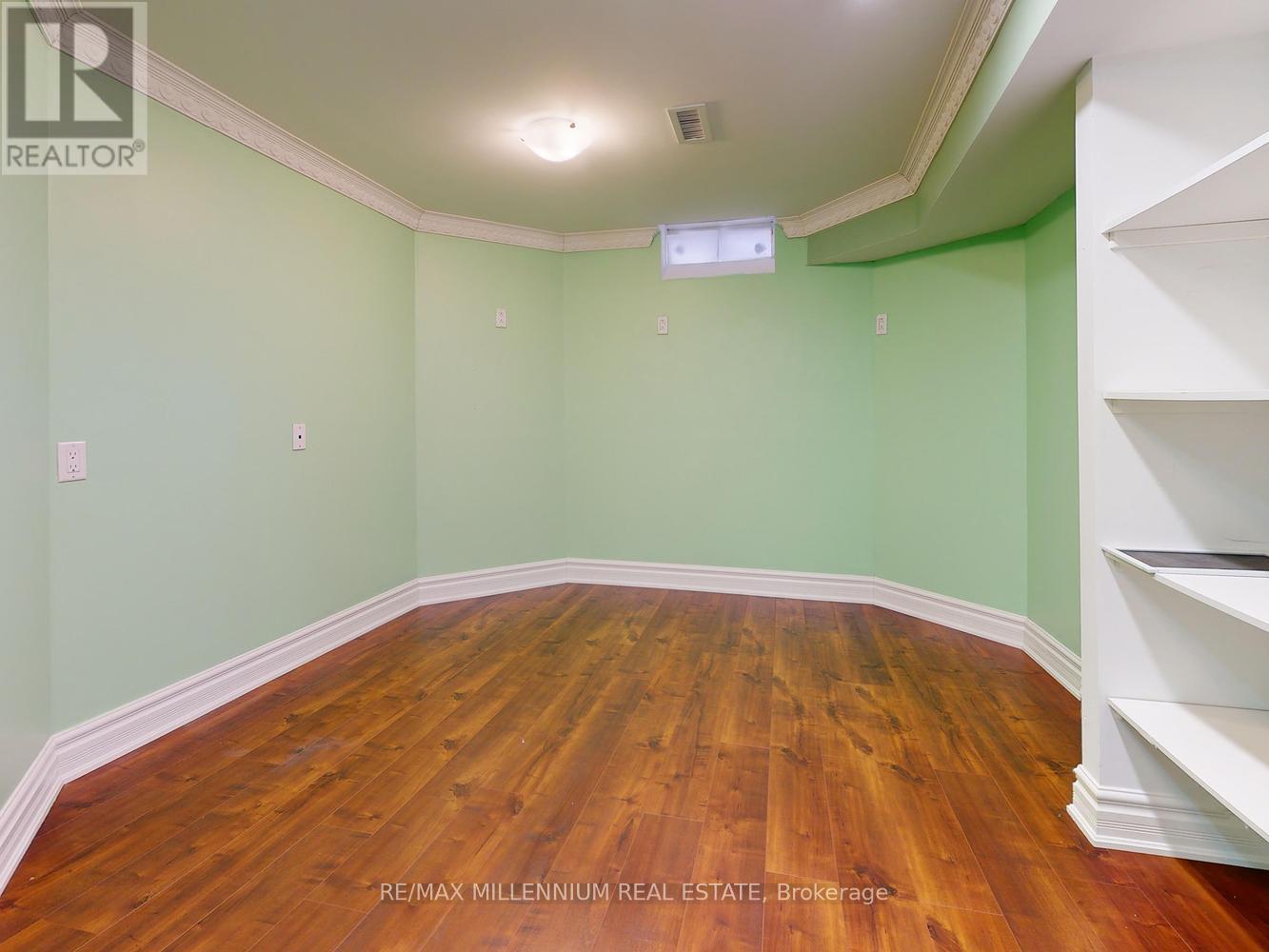 51 KINCARDINE STREET - 44