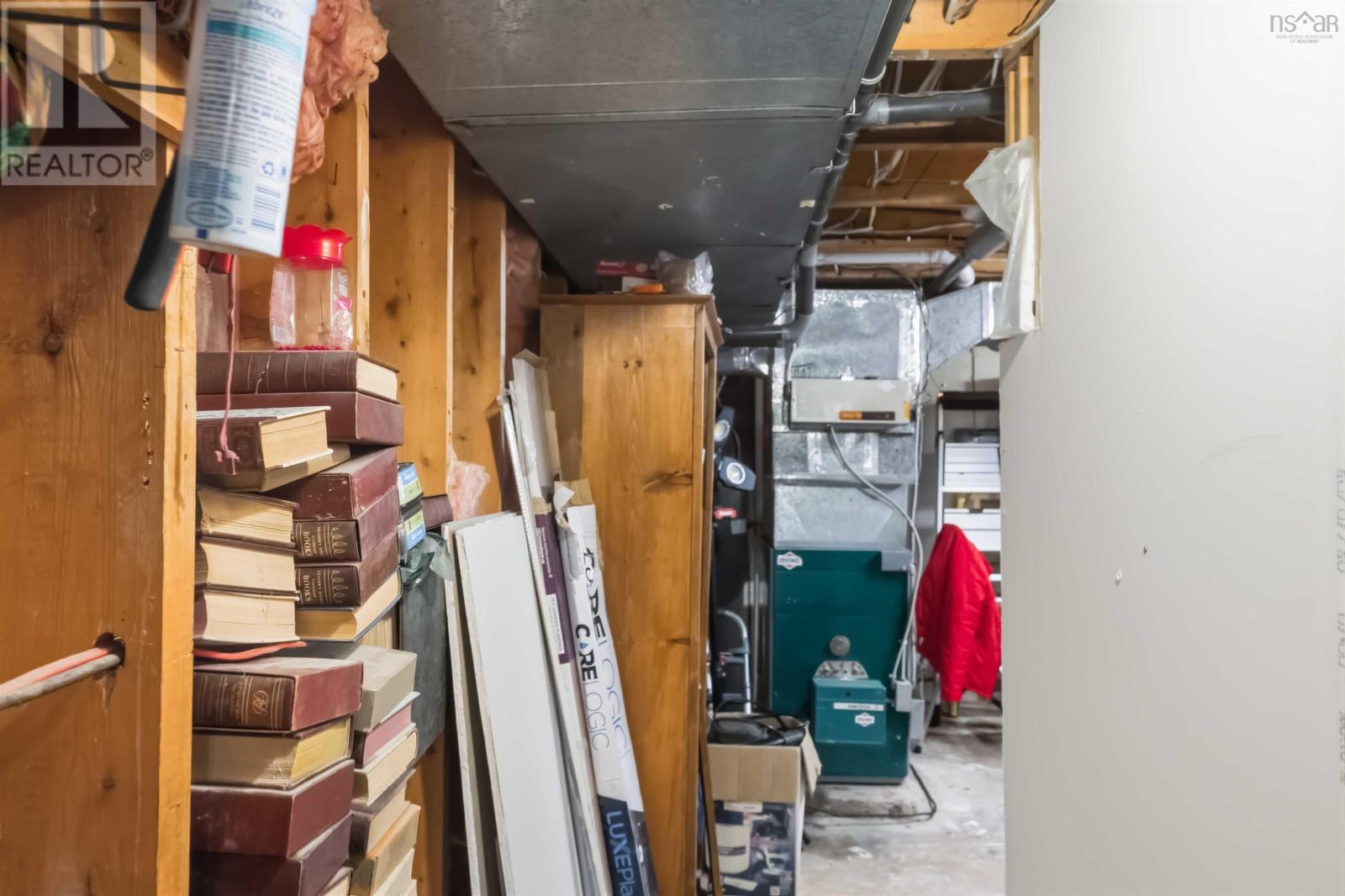 Property 27 of 34 of 33 Henshaw Drive