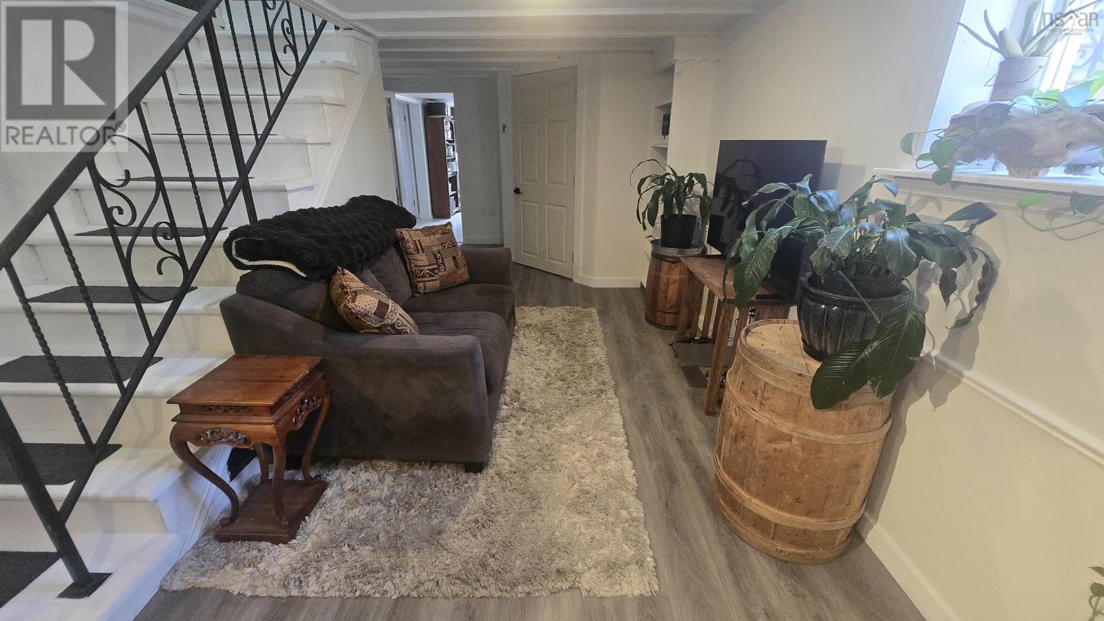 Property 19 of 34 of 33 Henshaw Drive