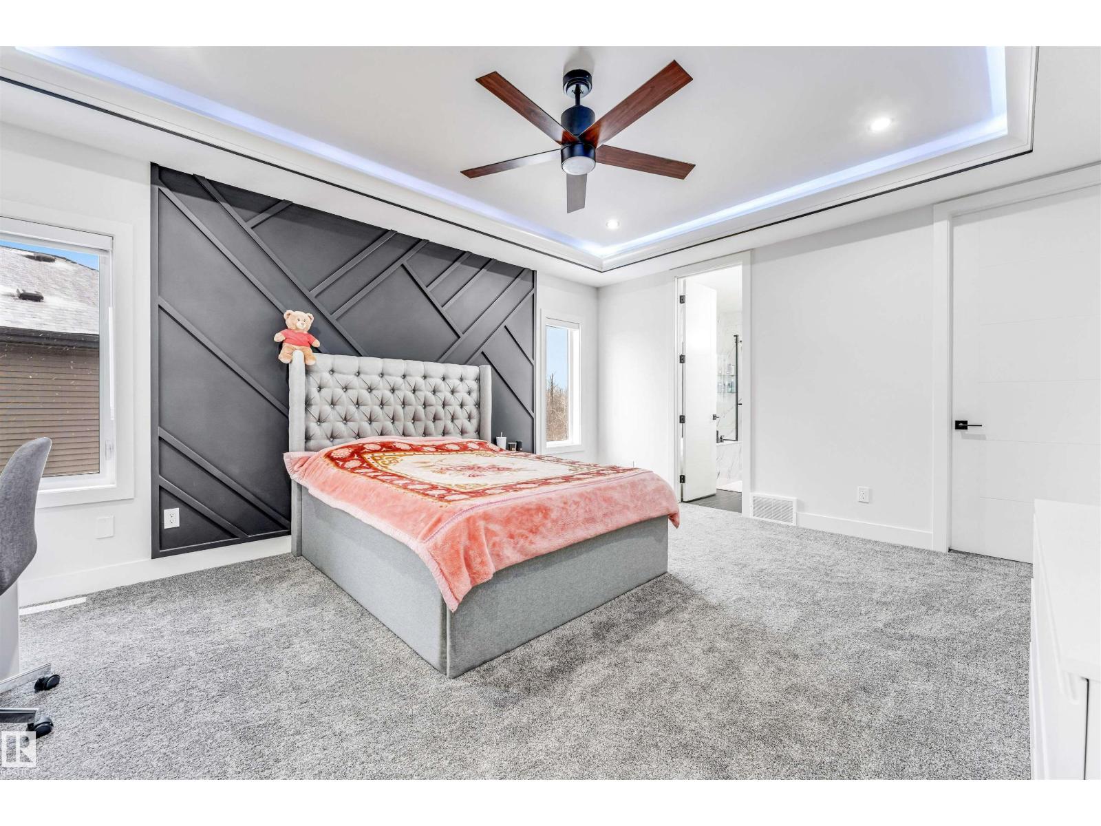 304 33 AV NW, Edmonton