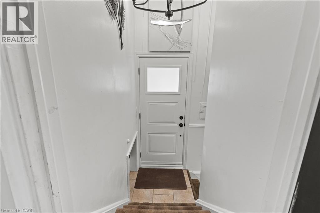 96 TERRACE Drive — photo 15