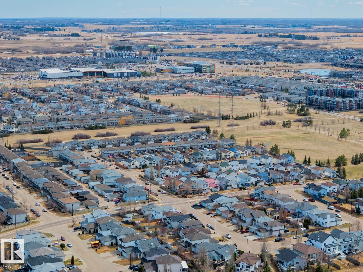 3219 30 AV NW, Edmonton