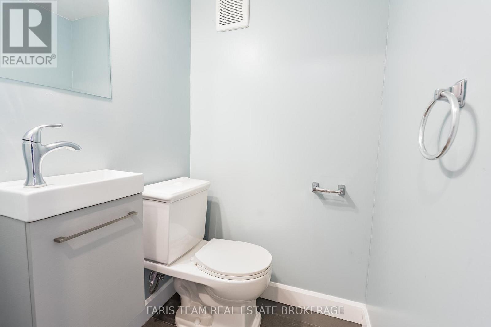 33 FRANK STREET — photo 36