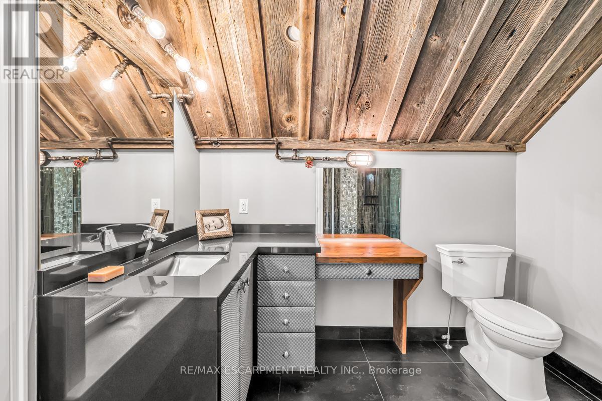 1399 SAFARI ROAD - 21