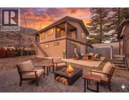  1436 MAIN Street, Keremeos