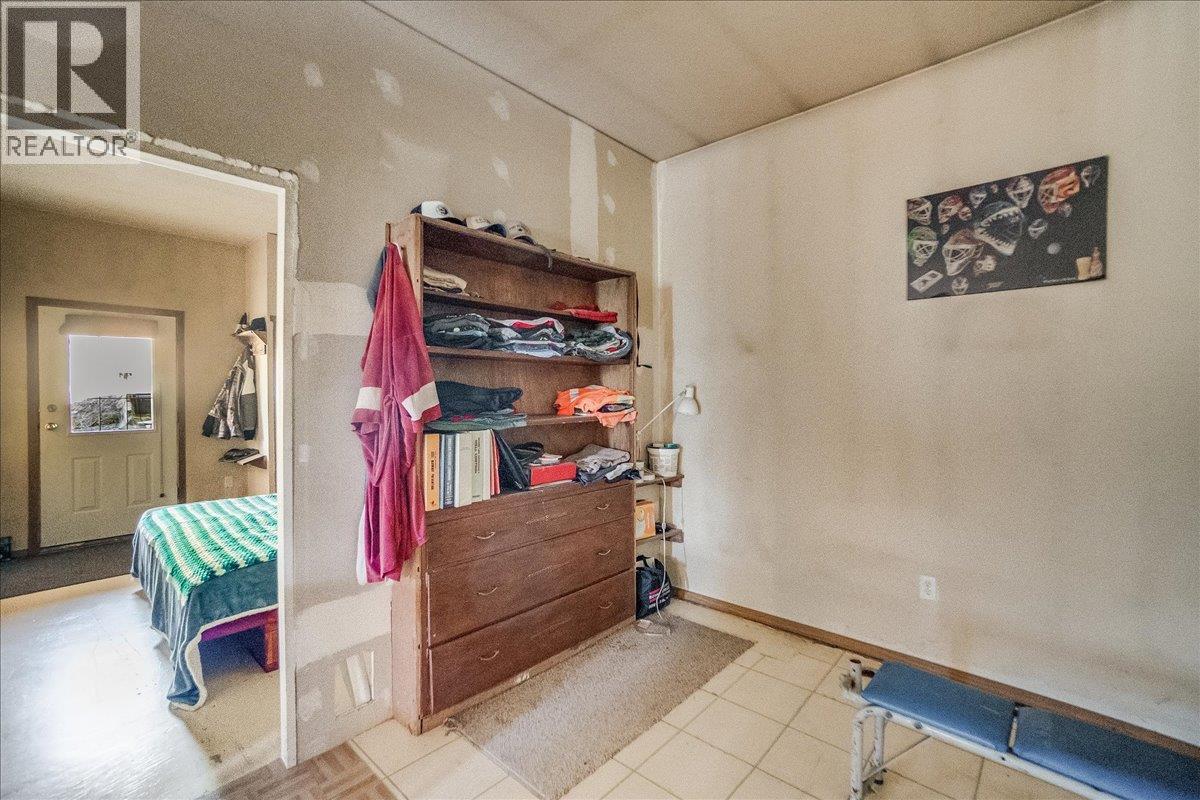 7465 Broadwater Road - 39