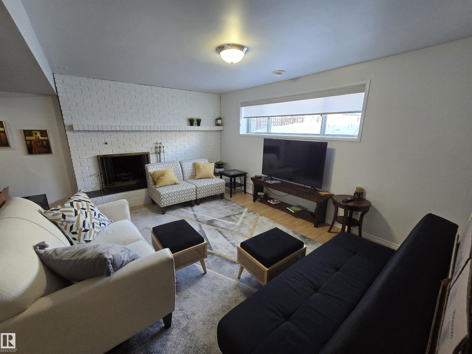 10282 87 ST NW - 39