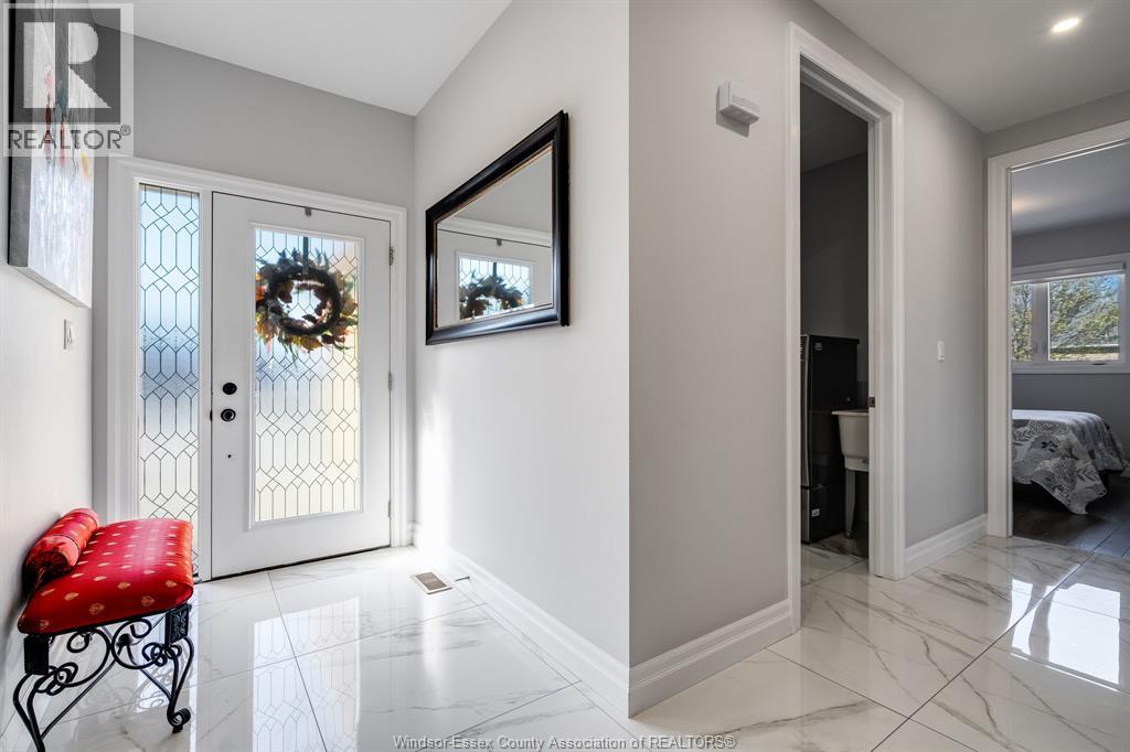 31 Mettawas LANE, Kingsville, Ontario, N9Y2C9 — Photo 13