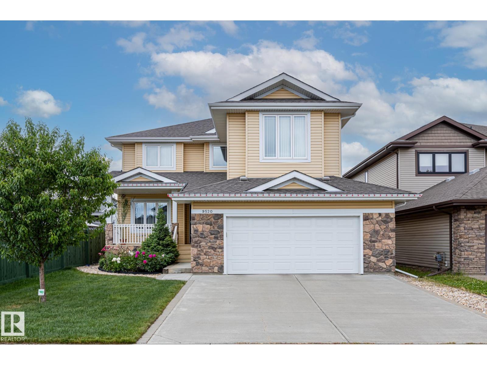 9520 206 ST NW, Edmonton