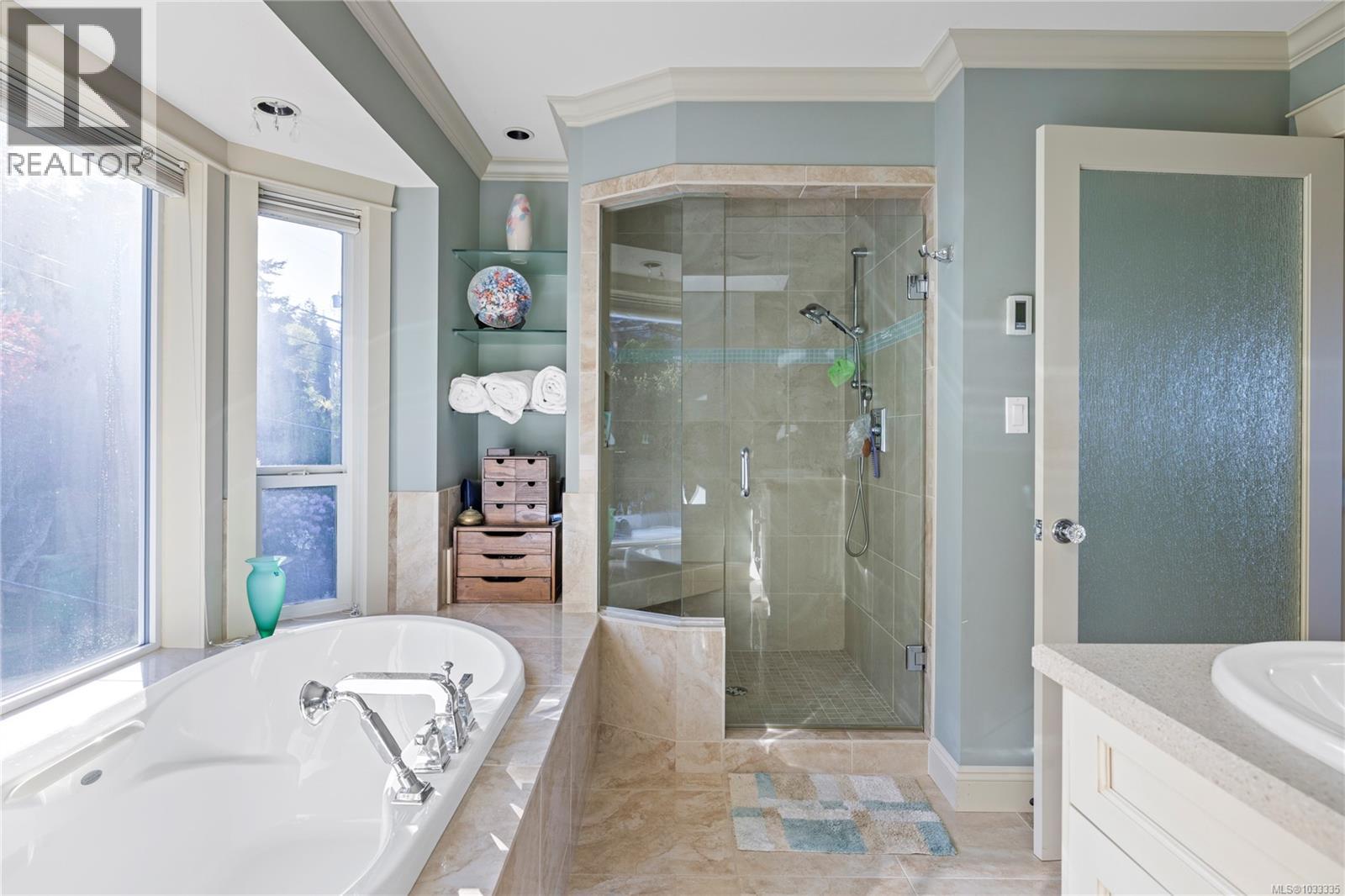 5170 Laguna Way - 35