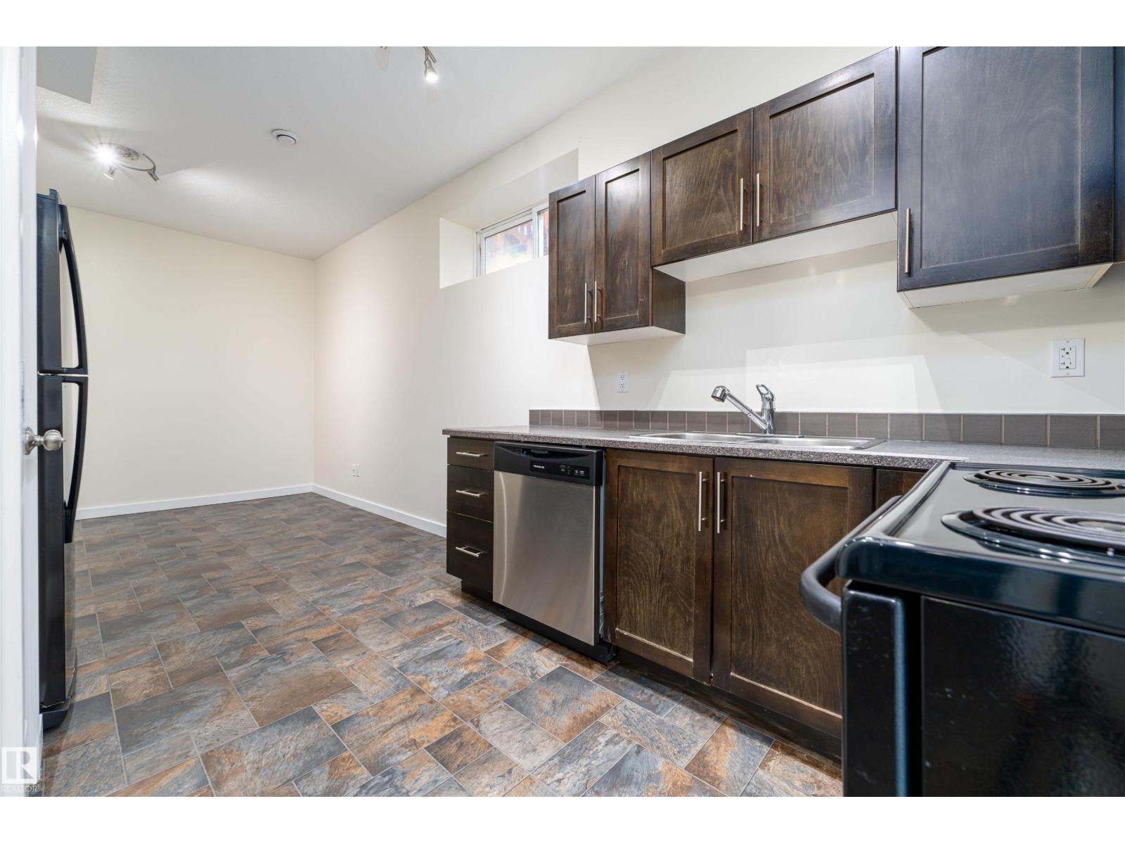 12246 103 ST NW NW, Edmonton