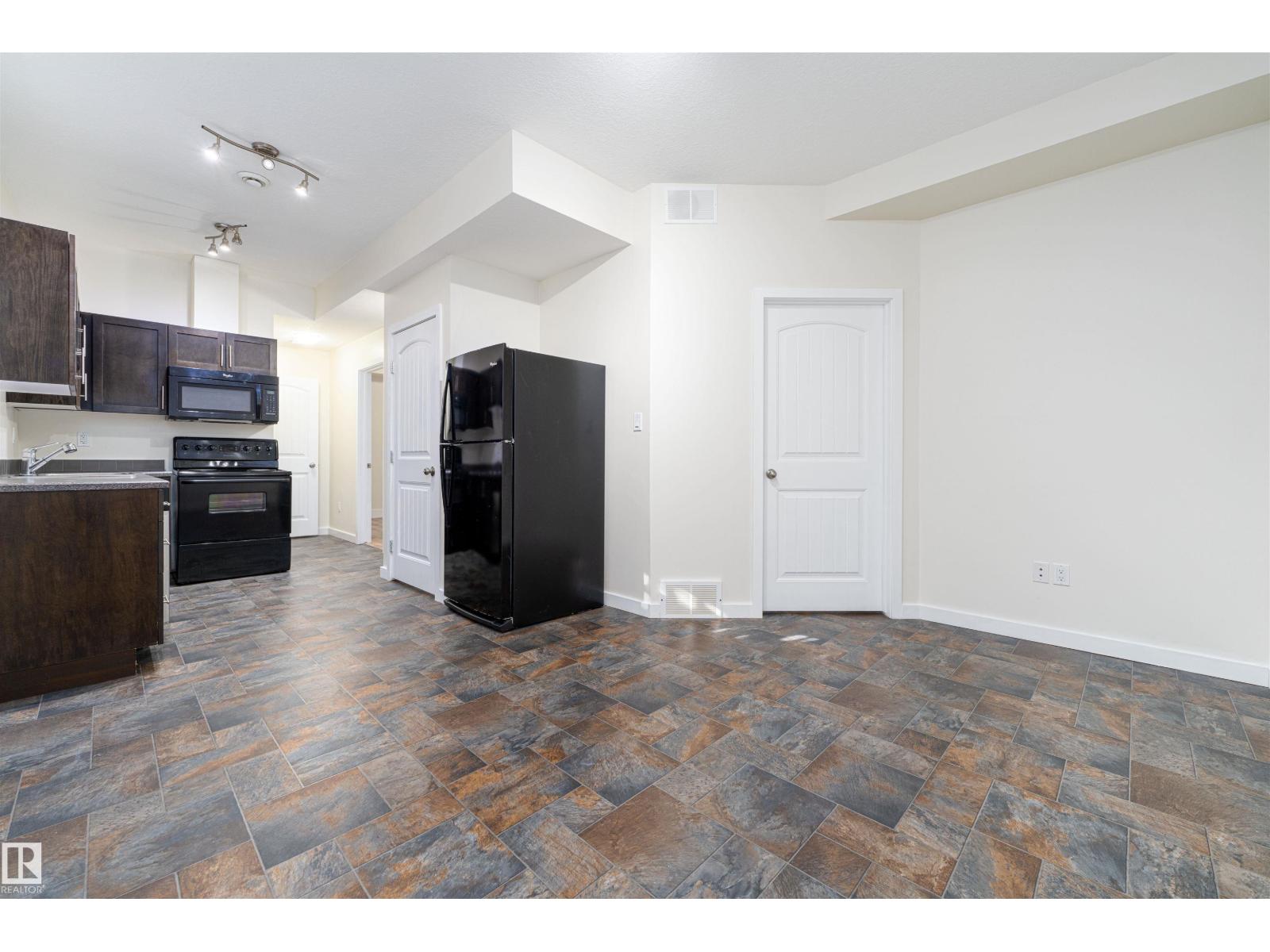 12246 103 ST NW NW, Edmonton