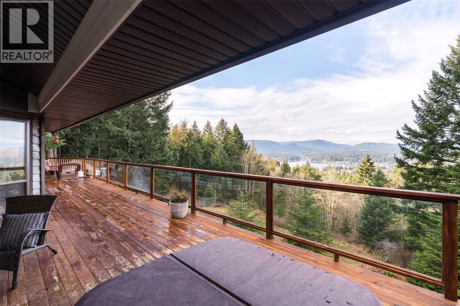1691 Strathcona Heights Rd - 30