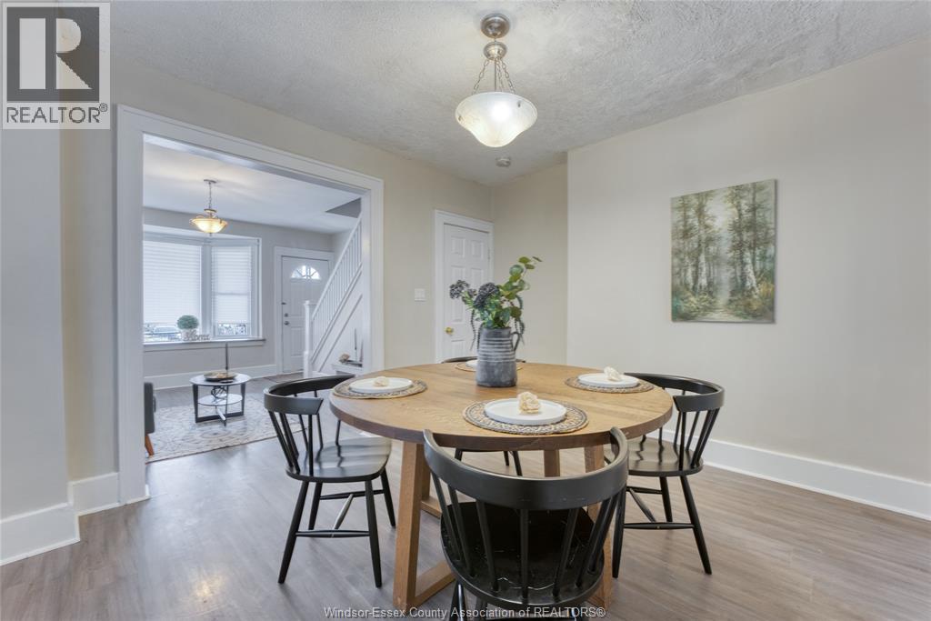 1422 WYANDOTTE STREET West - 12