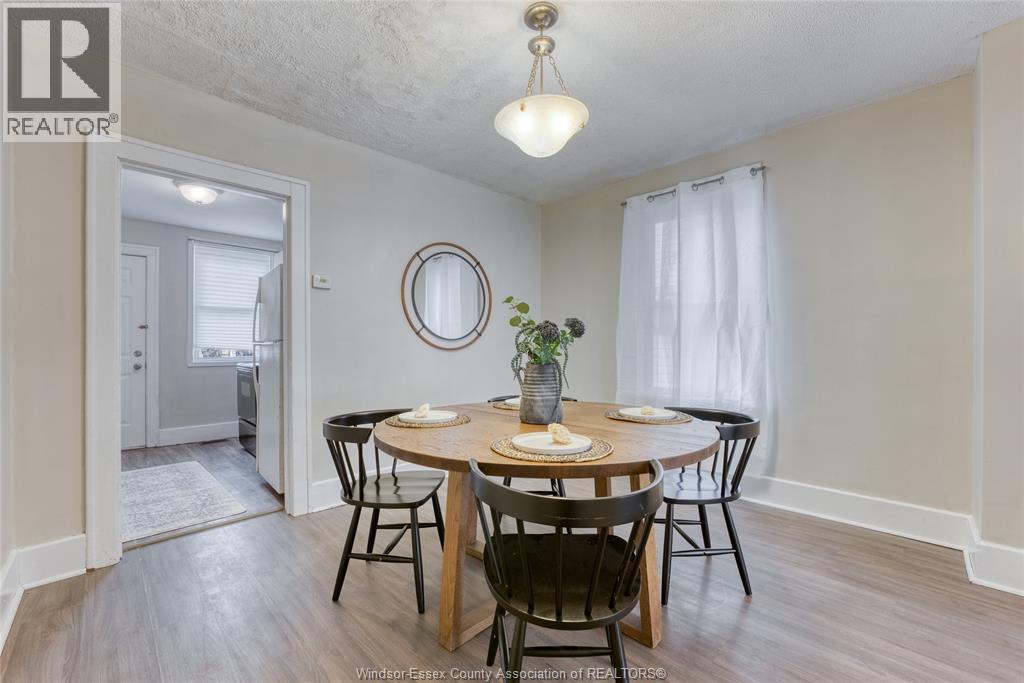 1422 WYANDOTTE STREET West - 9