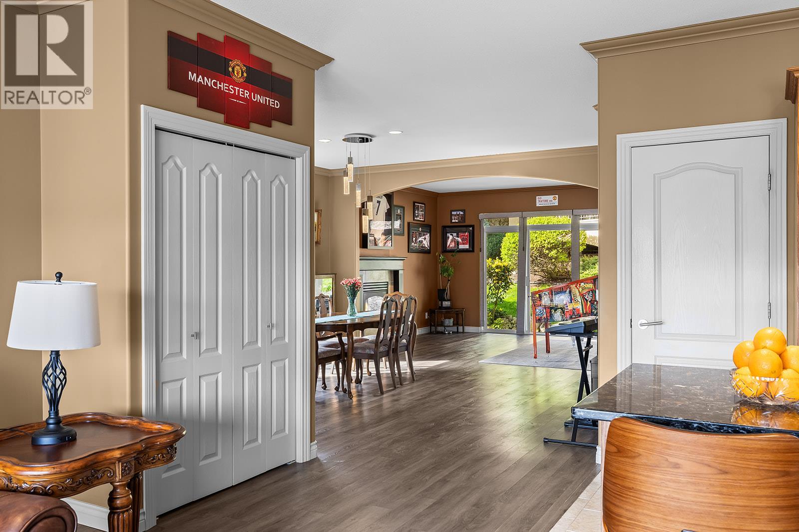 2302 Country Club Drive - 11